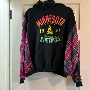 Minnesota State Parks and Trails reworked hooded sweatshirt. Size xl.